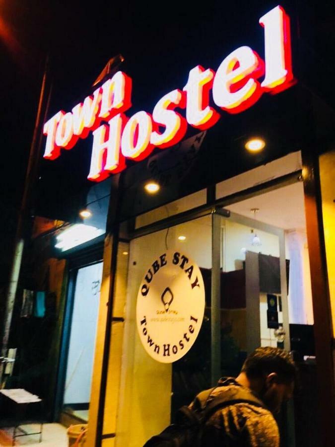 Town Hostel Mumbai - Ac Dormitory Eksteriør bilde