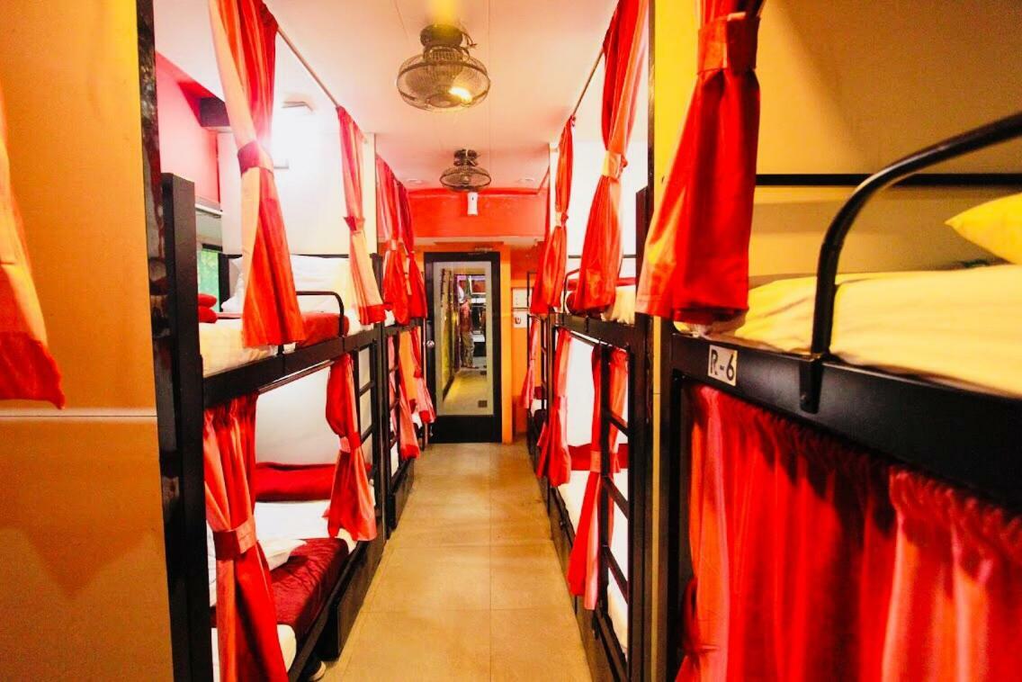 Town Hostel Mumbai - Ac Dormitory Eksteriør bilde